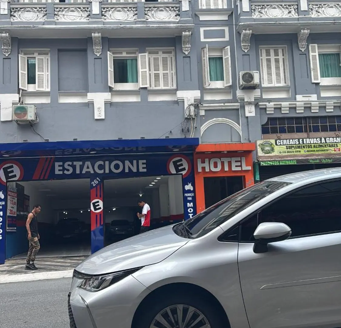 Hotel Quintino - Metro Se -Localizado No Coracao De Sao Paulo Proximo Ao Bras E 25 De Marco Com Estacionamento No Local Gratis 5*,  ブラジル