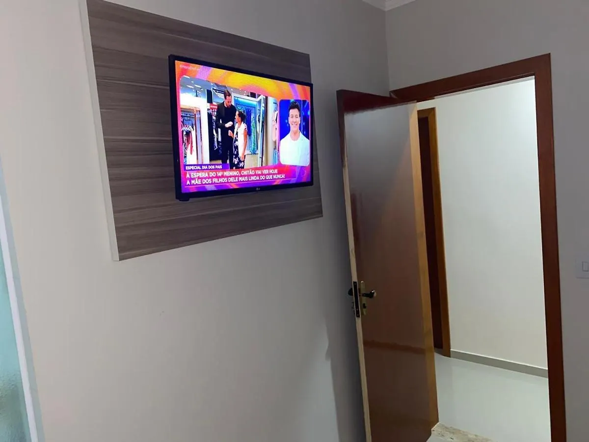 Hotel Quintino - Metro Se -Localizado No Coracao De Sao Paulo Proximo Ao Bras E 25 De Marco Com Estacionamento No Local Gratis