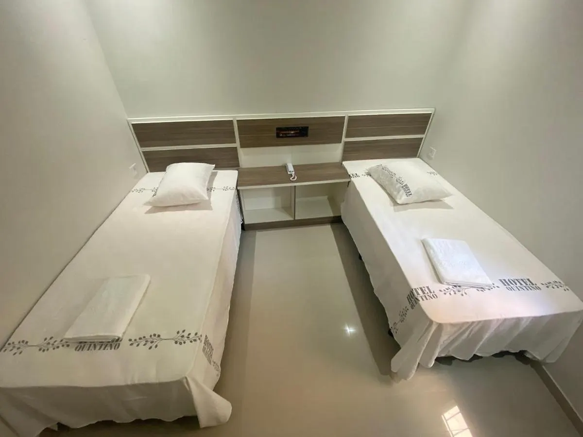 Hotel Quintino - Metro Se -Localizado No Coracao De Sao Paulo Proximo Ao Bras E 25 De Marco Com Estacionamento No Local Gratis
