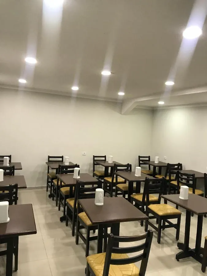 Hotel Quintino - Metro Se -Localizado No Coracao De Sao Paulo Proximo Ao Bras E 25 De Marco Com Estacionamento No Local Gratis